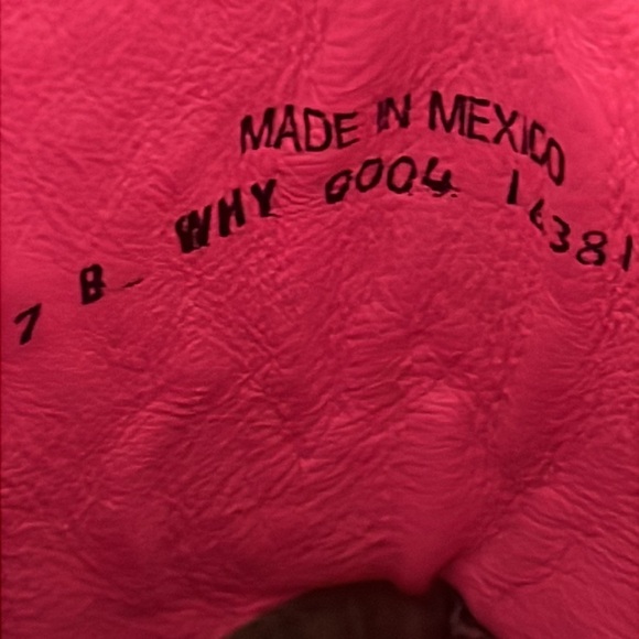 Twisted X embroidered, 2 tone cowboy boots - Picture 7 of 7